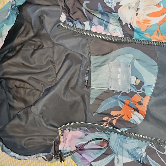 *AS NEW* NEXT rain coat w hood - outdoors, rambling, birding. Bomber jacket - Picture 11 of 15